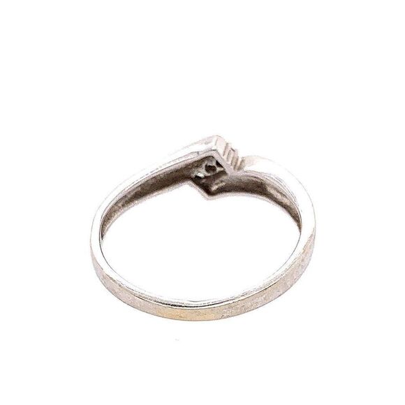 10k 3-Diamond Ring   - Picture 10 of 12